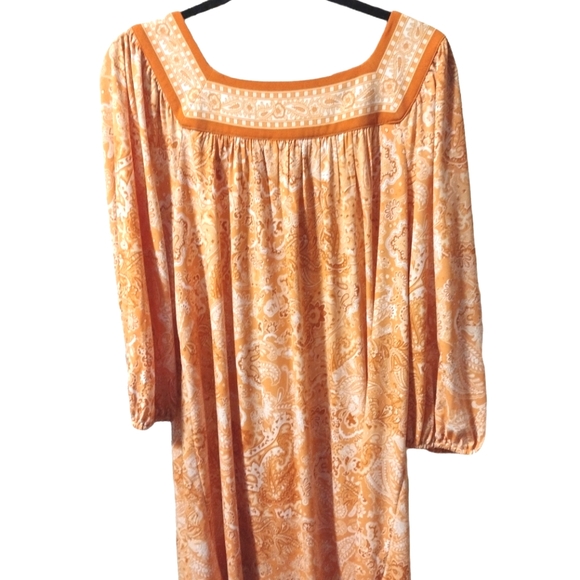 Michael Kors NWT Beautiful Orange and Cream Paisley Dress - Picture 7 of 7